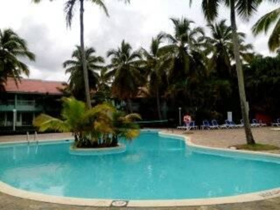 POOL Wyndham Alltra Samana