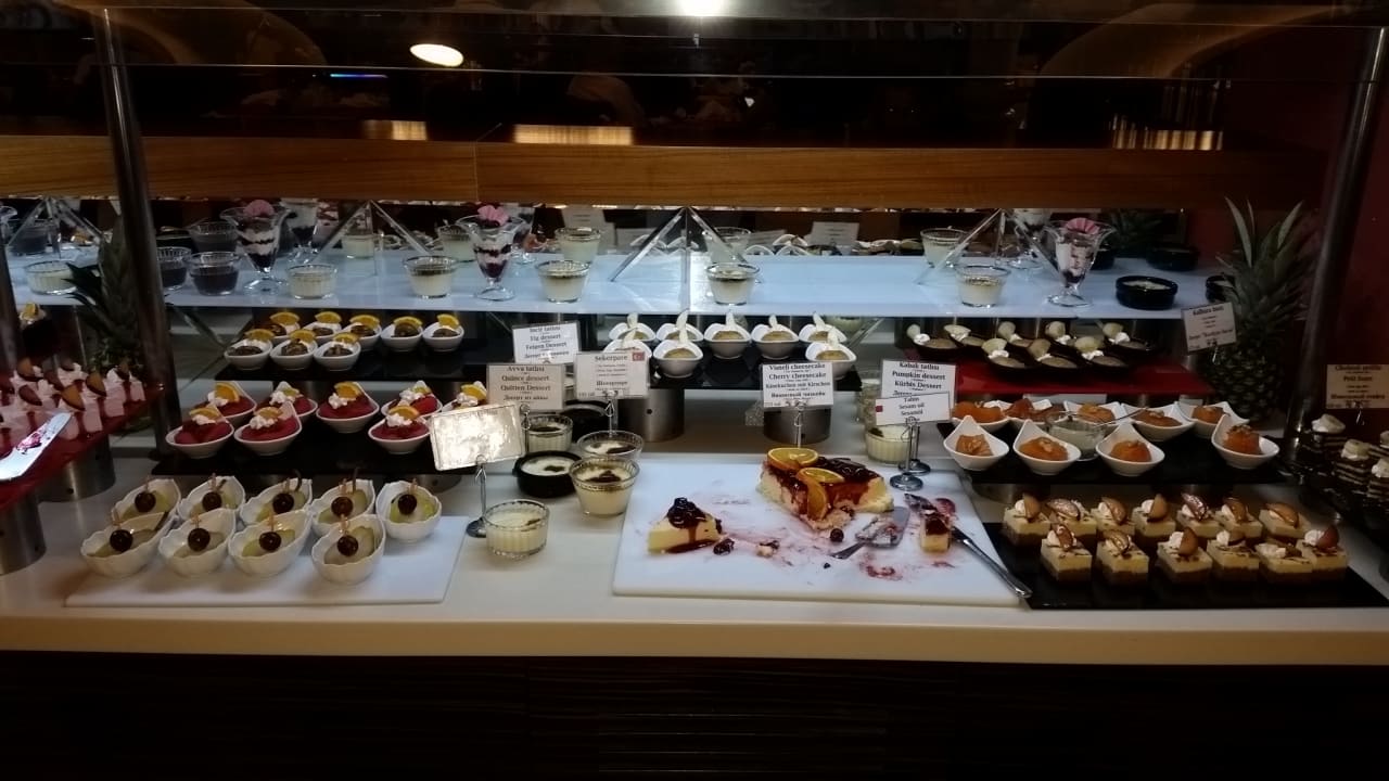 Restaurant Commodore Elite Suites & Spa - Adults only