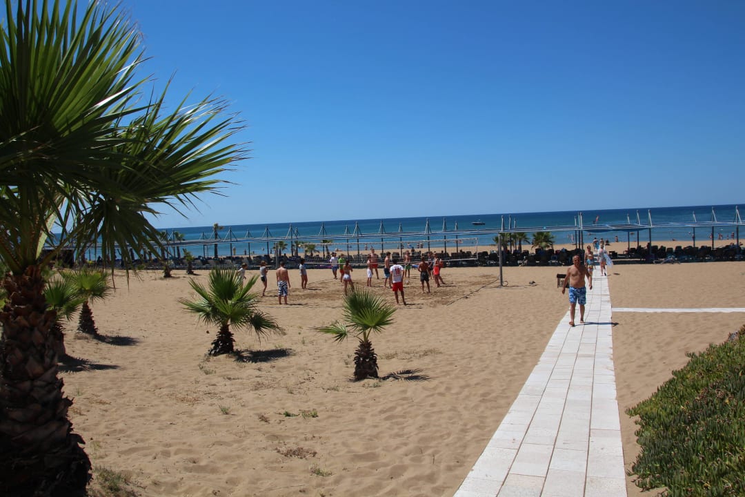 Strand Club Grand Aqua