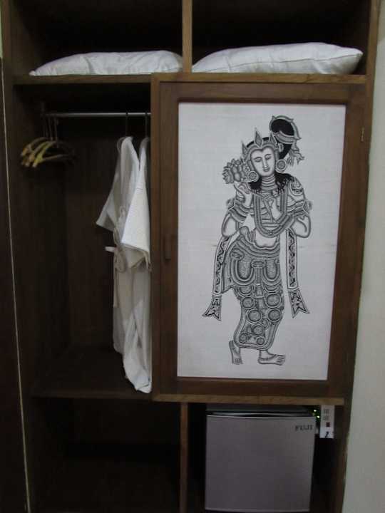 Kasten Bawga Theiddhi Hotel