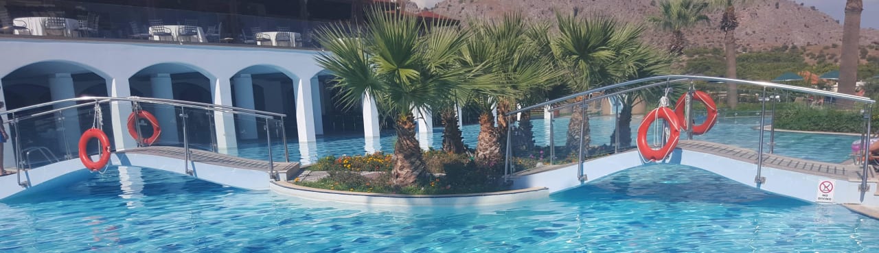 Główny basen Lindos Imperial Resort & Spa