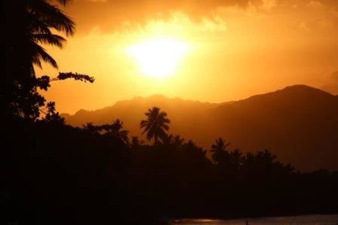Traumhafter Sonnenuntergang Wyndham Alltra Samana