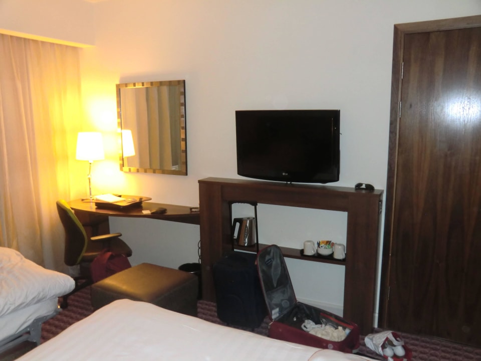 Mehrbettzimmer Hampton by Hilton London Croydon