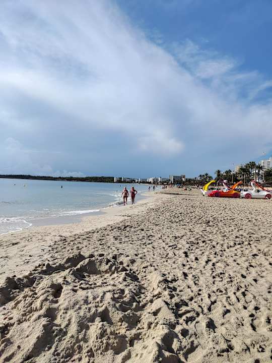 Strand Sabina Hotel & Suites