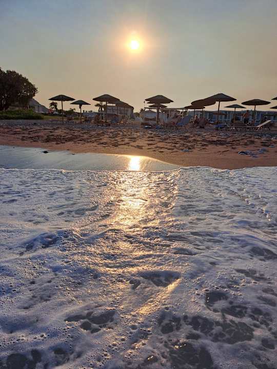 Strand Asterias Beach Resort
