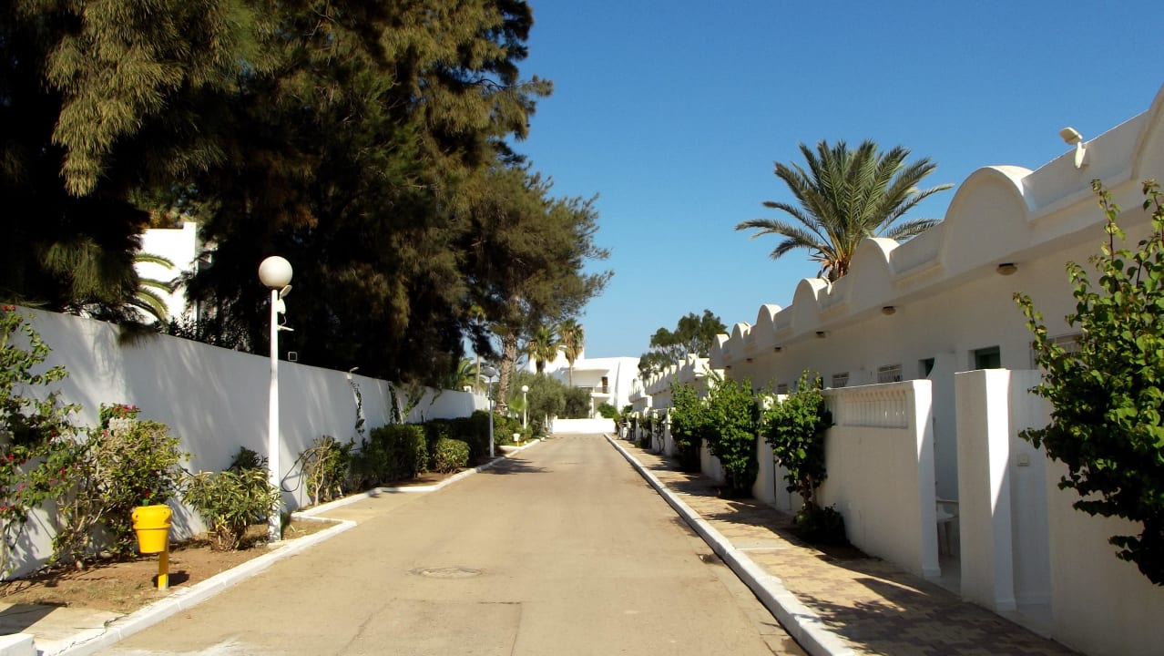 Einer der Wege zum Strand El Mouradi Club Kantaoui