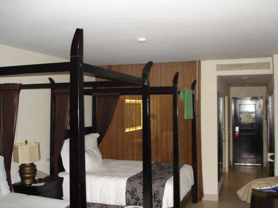 Junior Suite mit 2 Queen Size Betten Secrets Wild Orchid Montego Bay - Adults only