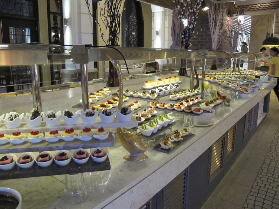 Nachspeisen im Hauptrestaurant Titanic Deluxe Golf Belek