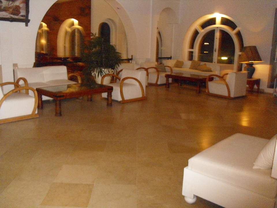 Leer Alassio Hotel and Thalasso