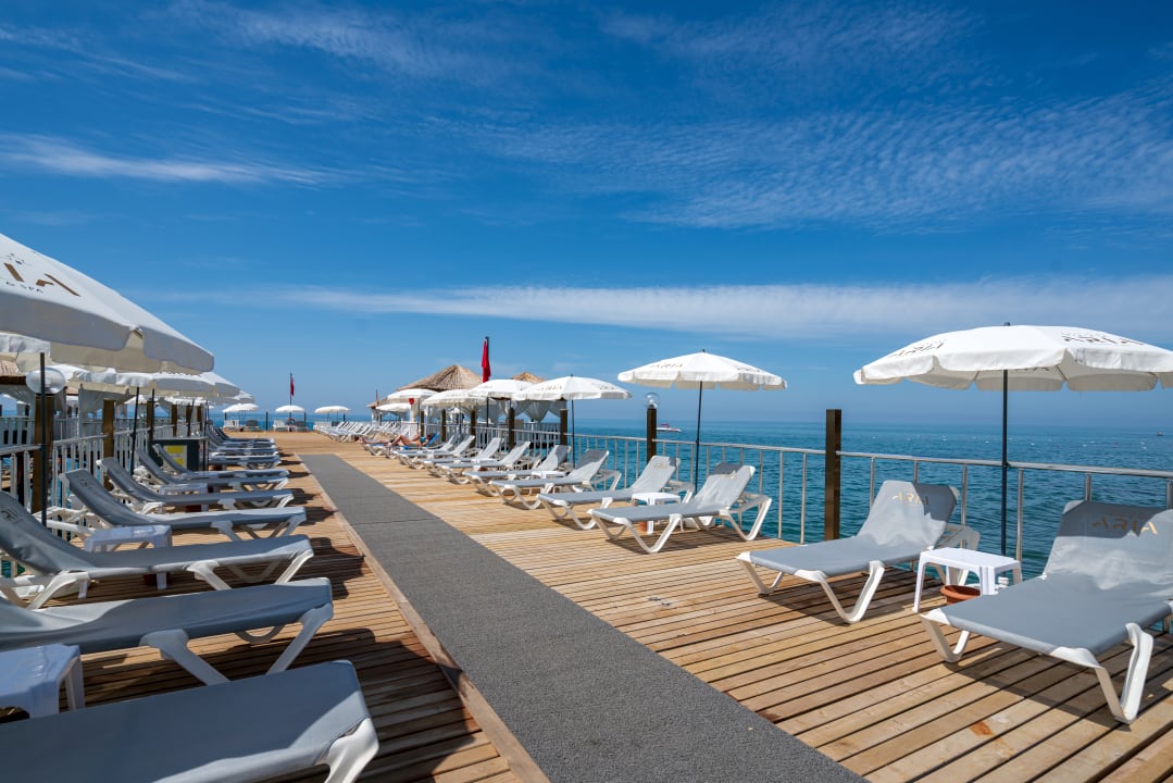 Strand Aria Resort & Spa