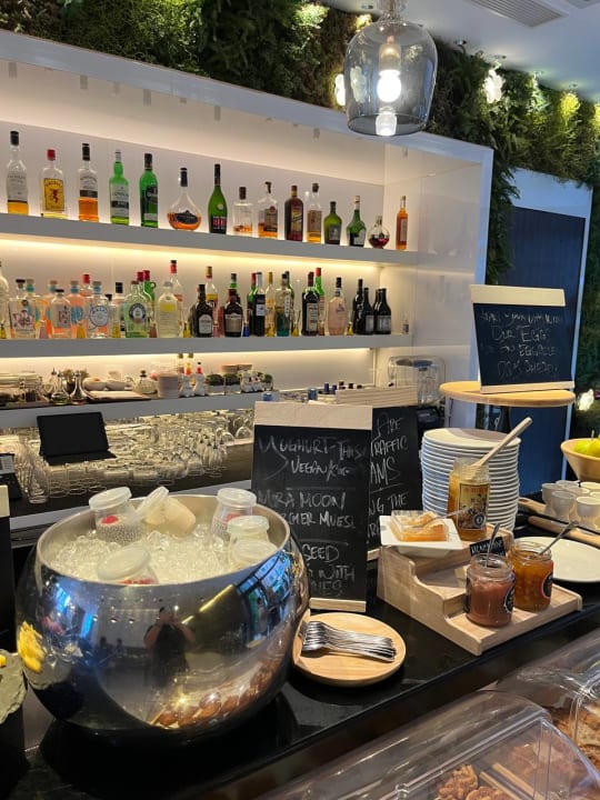 Gastro Hotel Mira Moon