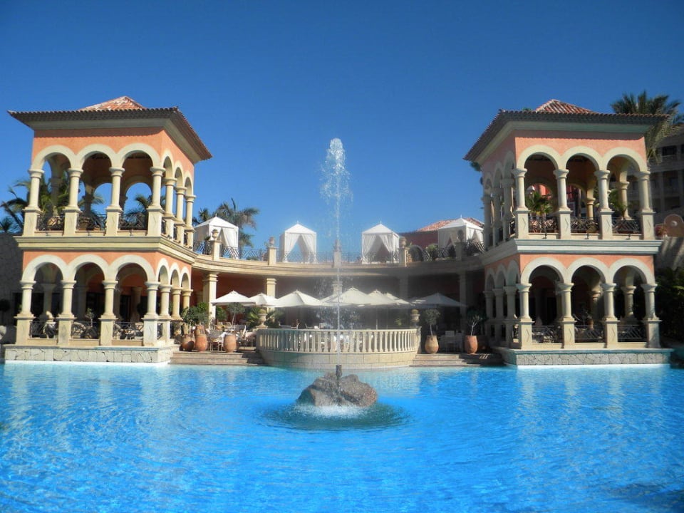 Fontäne im Pool JOIA El Mirador by Iberostar