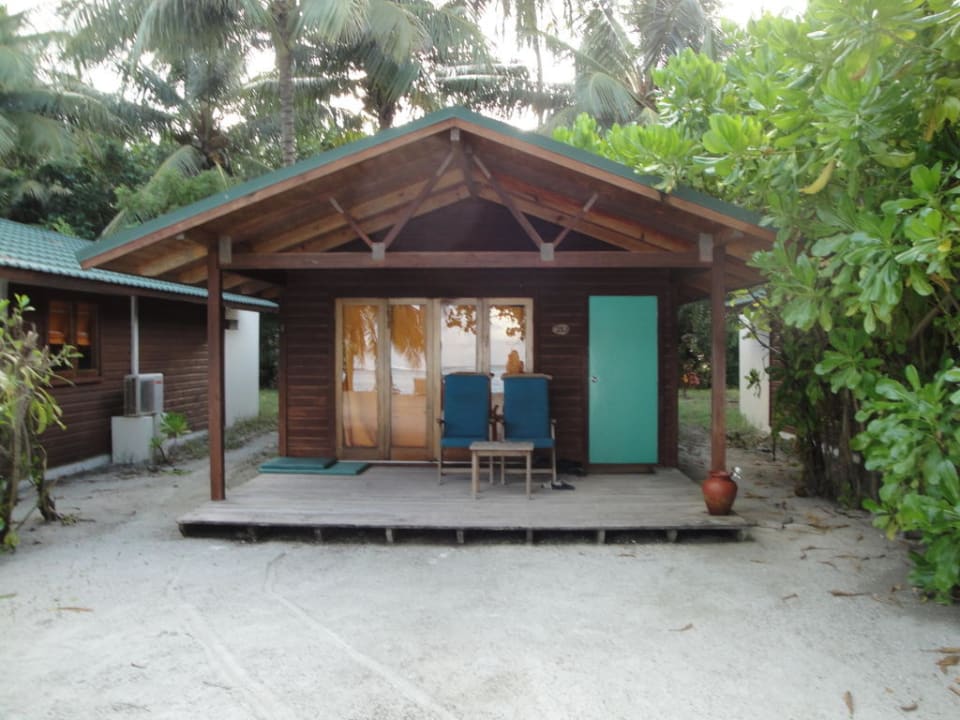Beachbungalow 253 Meeru Maldives Resort Island