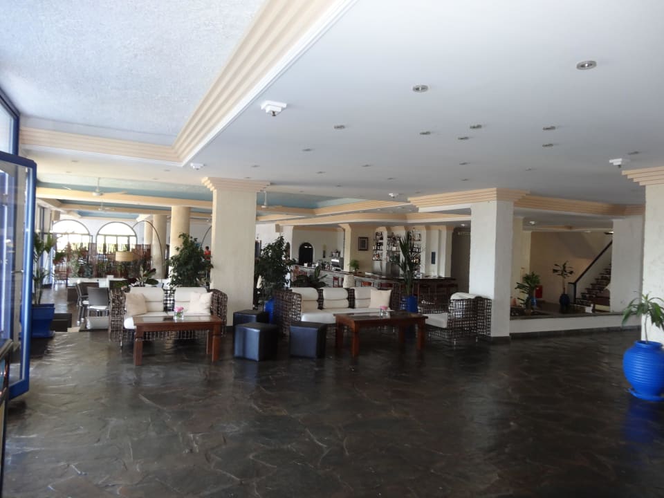 Vaste salle Hotel Andros Holidays