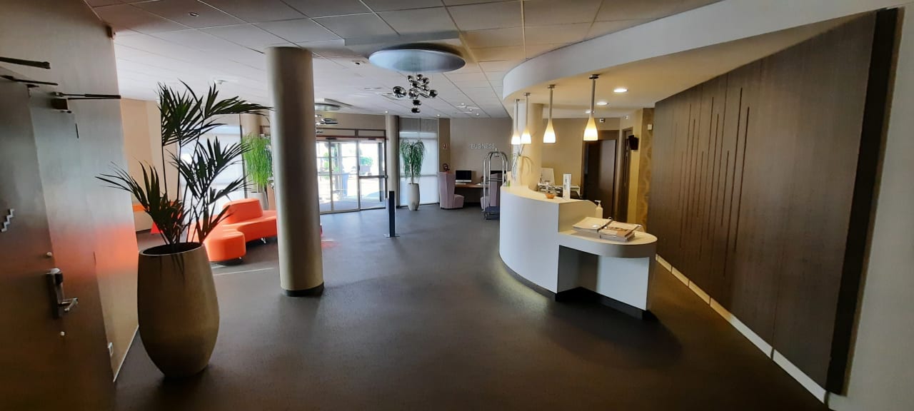 Lobby B&B HOTEL Montbéliard-Sochaux