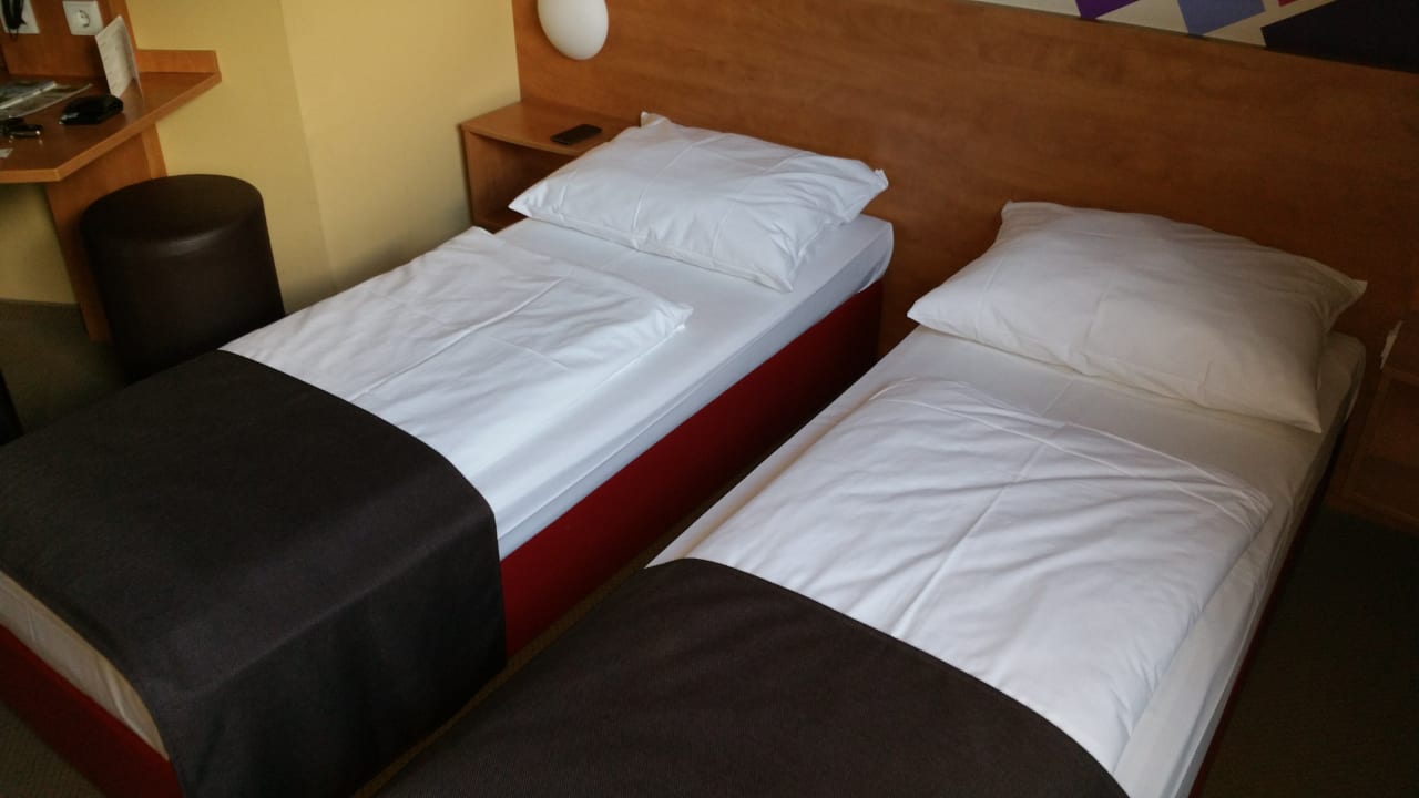 Das Zimmer B&B Hotel Düsseldorf-Airport