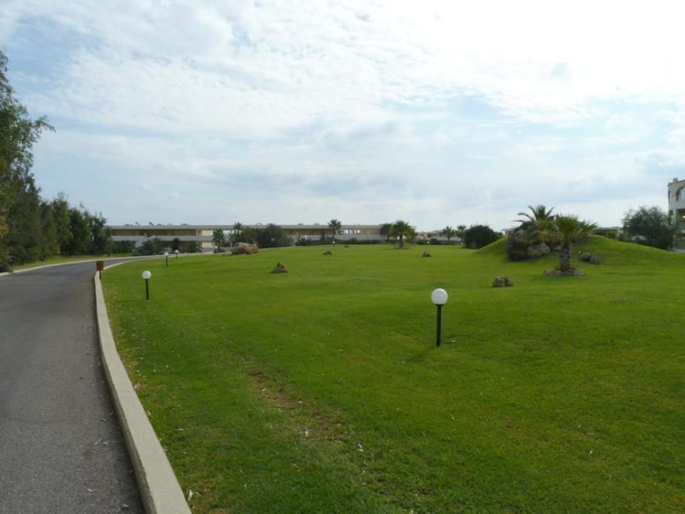 Außenanlage Hotel Kalithea Horizon Royal