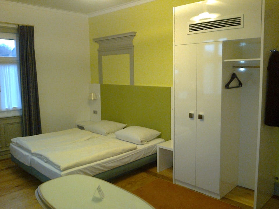 Blick ins Zimmer Hotel 21 - Gästehaus des Ringhotels Hohenlohe