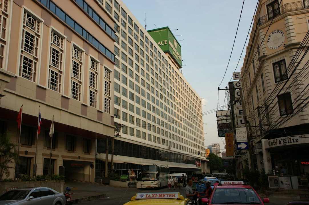 Widok na hotel Hotel Bangkok Palace