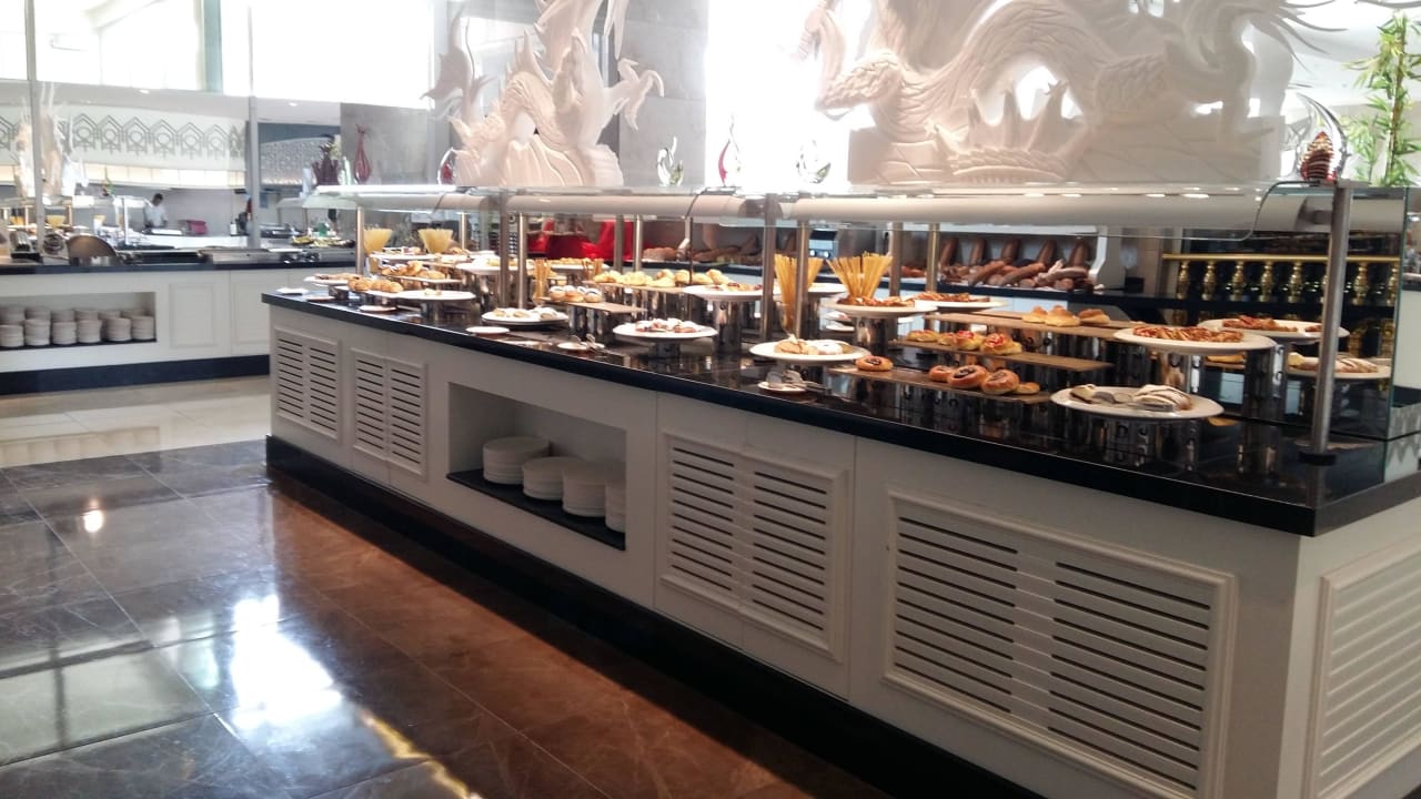 Büffet am Mittag Well Palace Side