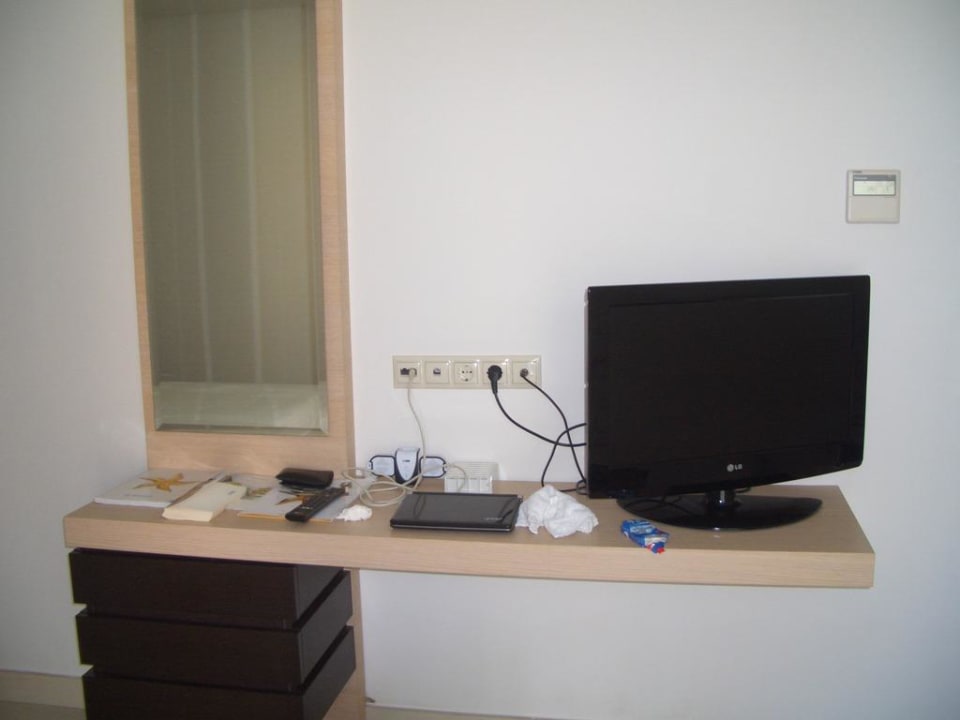 Fernseher Astir Odysseus Kos Resort & Spa