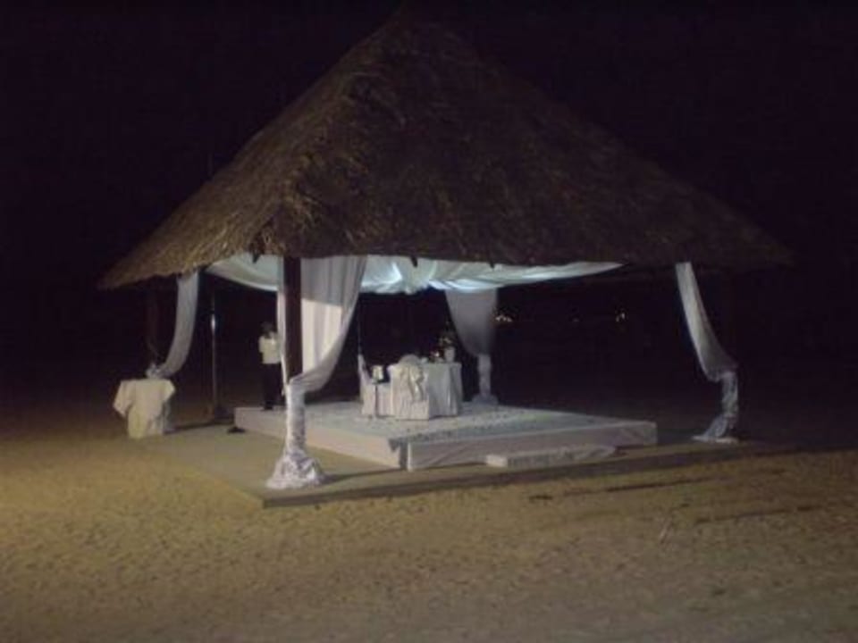 Dinner für zwei! Am Strand! Berjaya Langkawi Resort