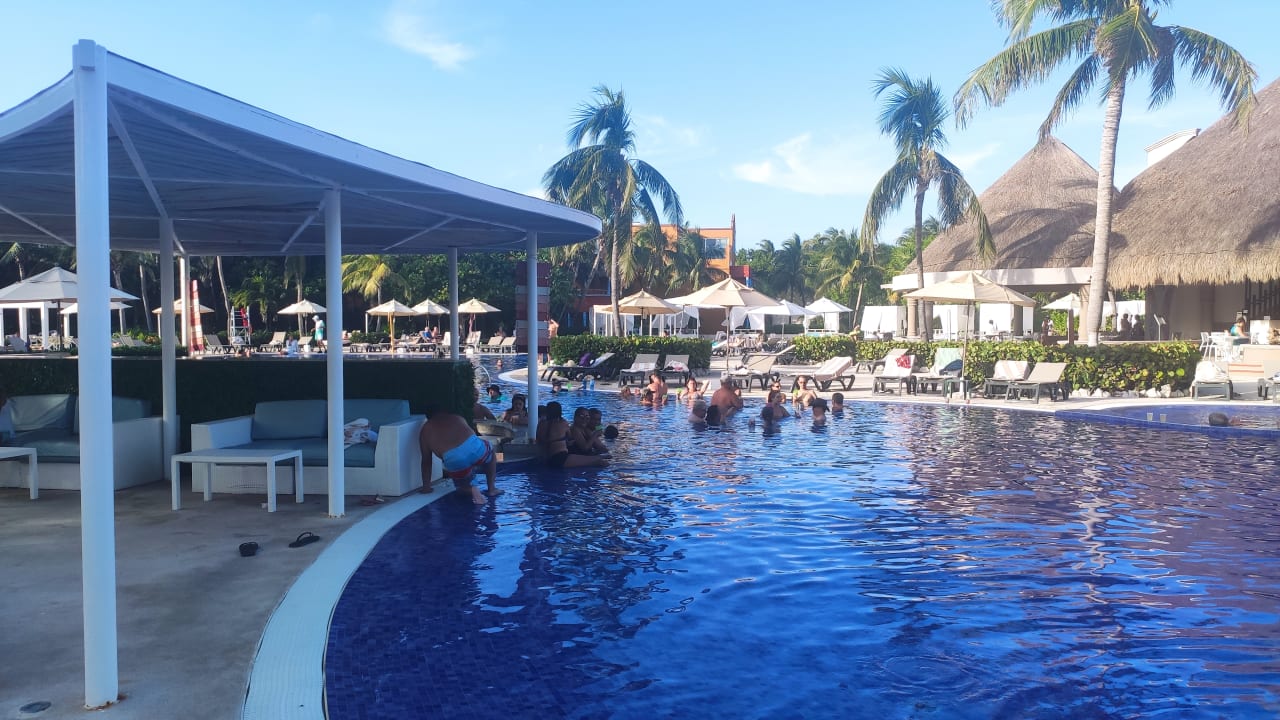 Pool Catalonia Playa Maroma