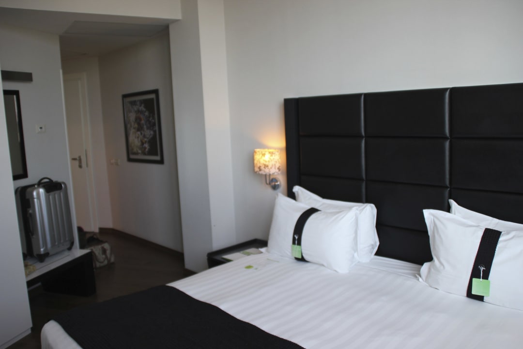 Doppelbett Hotel Holiday Inn Genoa City