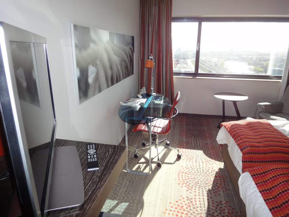 Zimmer 2005 (Abreise) Mövenpick Hotel Amsterdam City Centre