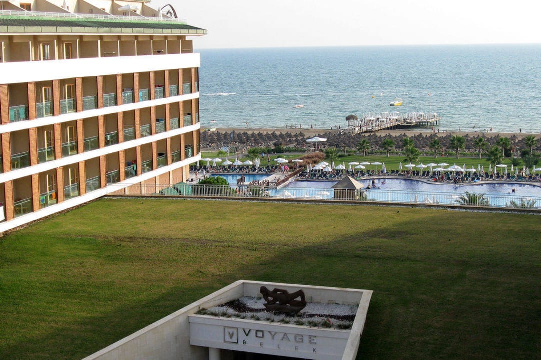 Ausblick vom Nebengebäude Voyage Belek Golf & Spa