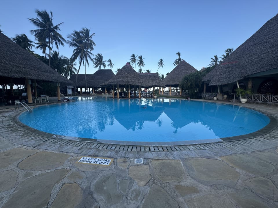 Pool Neptune Paradise Beach Resort & Spa