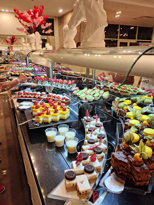 Gastro Well Palace Side