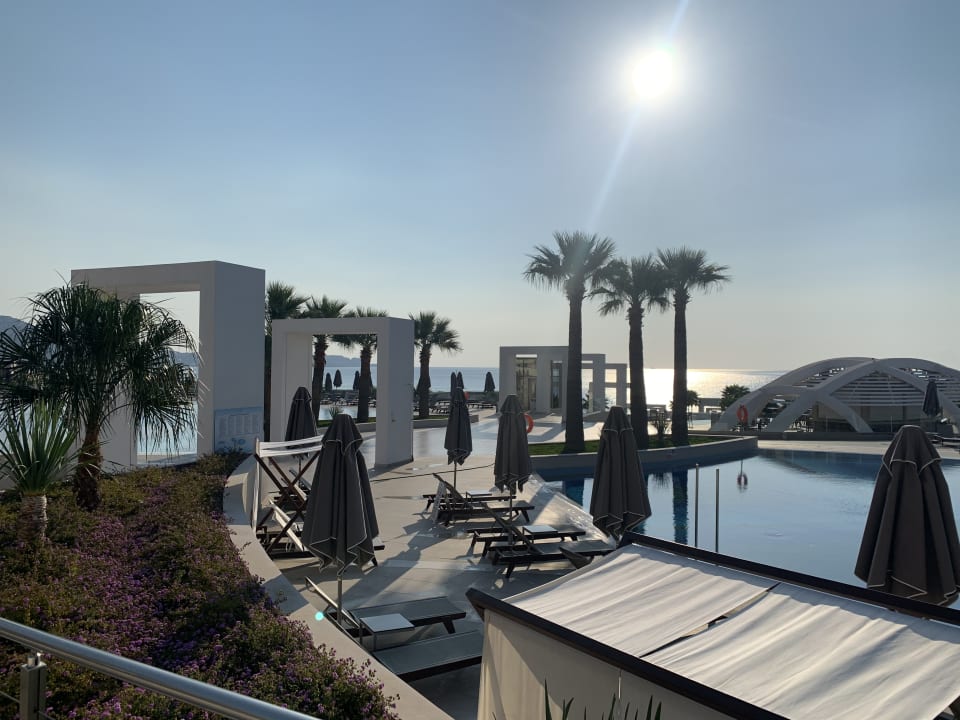 Pool Mayia Exclusive Resort & Spa