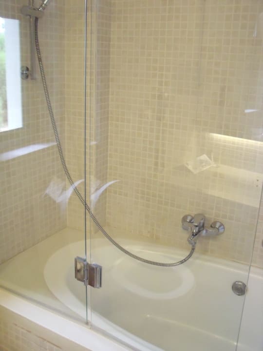 Super Badezimmer The Bay Hotel & Suites