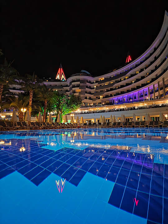 Außenansicht Hotel Botanik Platinum
