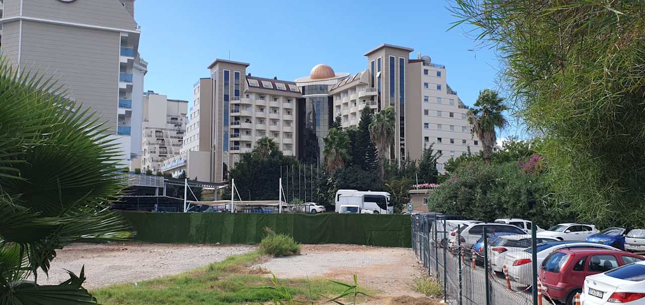 Außenansicht Saturn Palace Resort Hotel