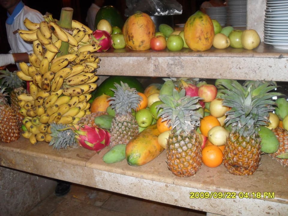 Obst am Buffet Sun Siyam Olhuveli