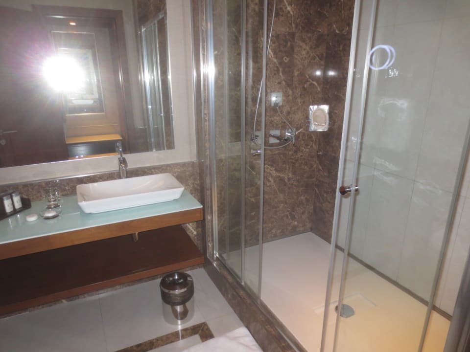 Zimmer Borjomi Likani