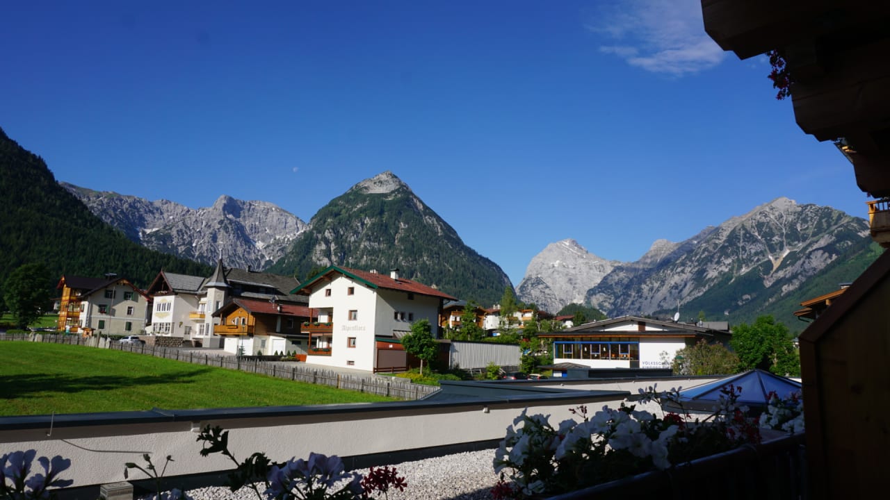 Ausblick Verwöhnhotel Kristall