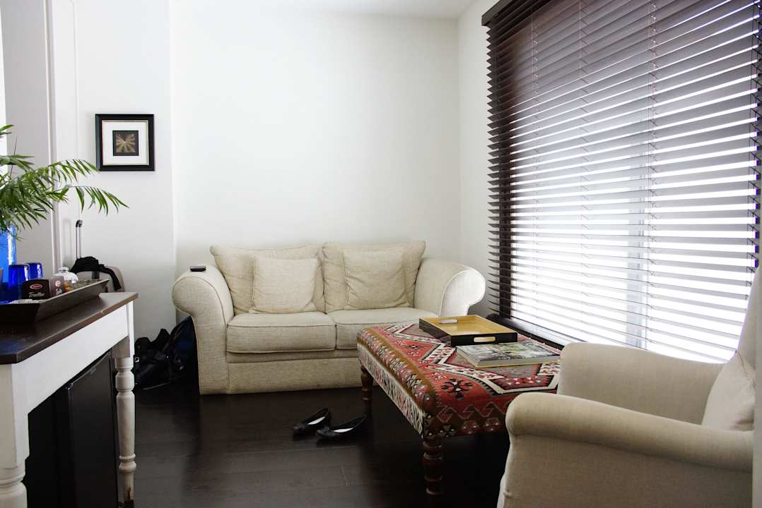 Sitzgelegenheiten im Eingangsbereich Hotel Aire De Ronda