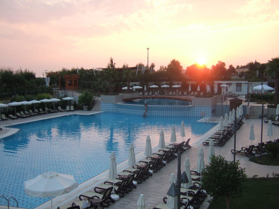 Dämmerung Commodore Elite Suites & Spa - Adults only