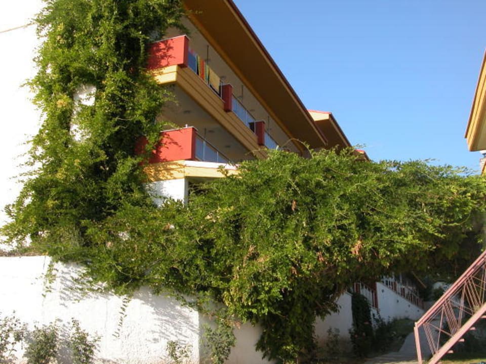 Aussenansicht Lagomandra Hotel & Spa