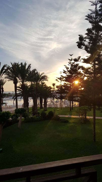 Außenansicht Iberostar Waves Founty Beach