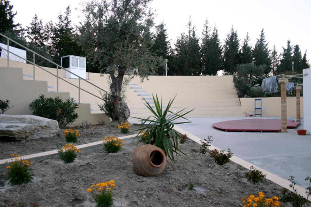 Amphitheater alltoura Club Hotel Porto Angeli Beach Resort