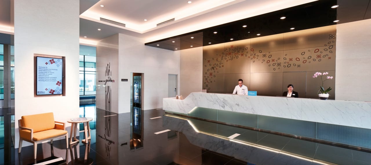 Lobby Hilton Garden Inn Puchong
