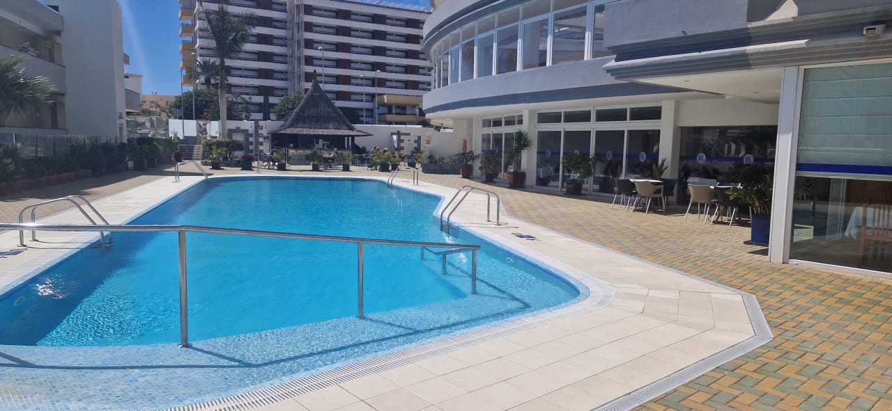 Pool HL Suitehotel Playa del Ingles