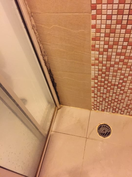 Zimmer Nai Yang Beach Resort & Spa