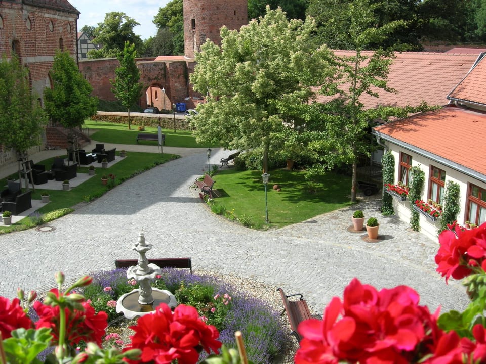 Blick aus dem Zimmer des Schlosses Ringhotel Schloss Tangermünde
