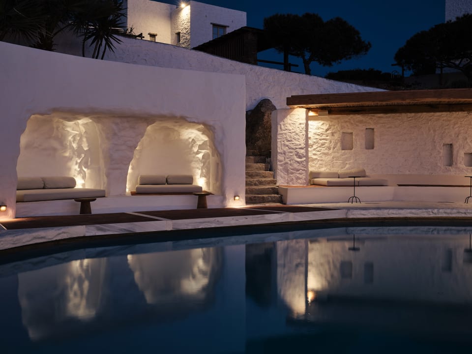 Pool Boheme Mykonos Town - Small Luxury Hotels of the World