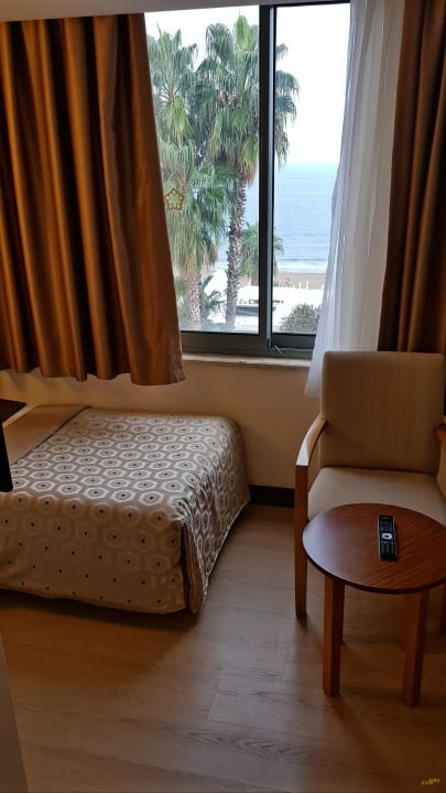 Zimmer Side Star Beach